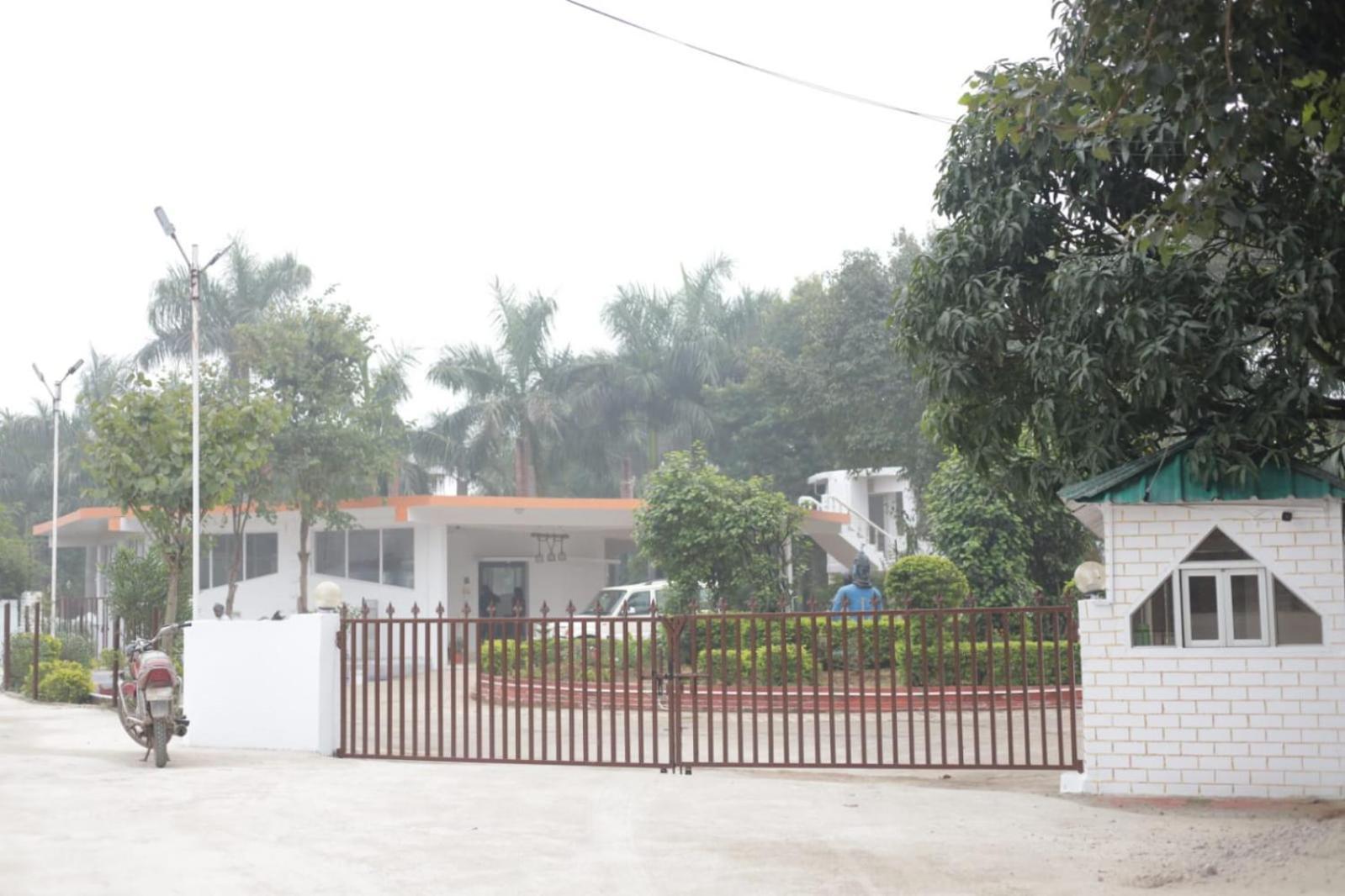 קג'ורהו Hotel Shree Krishna Jungle Resort מראה חיצוני תמונה